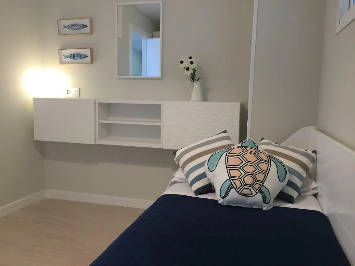 Sorolla 105, Luxury, Beach, Free Parking, All Services, Quite Neighborhood, So Malaga Spain
